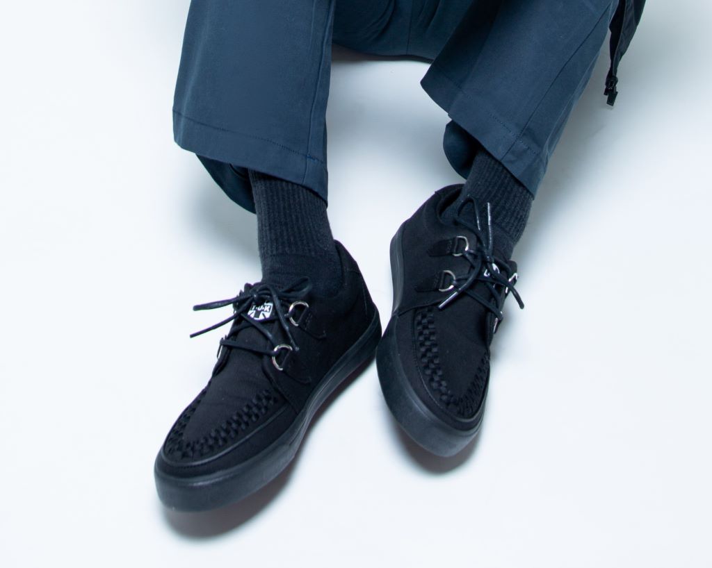 Black Basic Twill Sneakers D-Ring Vegan