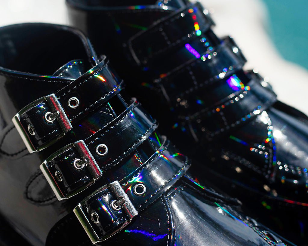 Tuk holographic outlet boots